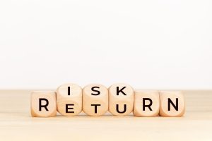 Risk Return wooden blocks